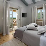 Beautiful Nevia With Private Pool * Ladici